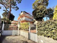 Foto Villa in vendita a Napoli