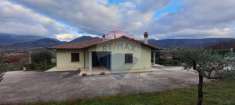 Foto Villa in vendita a Nocera Umbra - 6 locali 300mq