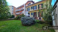 Foto Villa in vendita a Novara