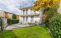 Foto Villa in vendita a Novate Milanese