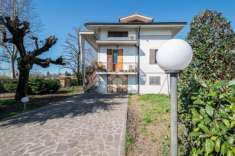 Foto Villa in vendita a Novi Di Modena