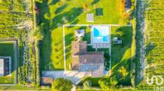 Foto Villa in vendita a Novi Di Modena