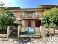Foto Villa in vendita a Novi Di Modena