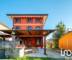 Foto Villa in vendita a Novi Di Modena