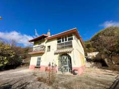 Foto Villa in vendita a Ofena