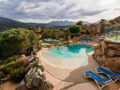 Foto Villa in vendita a Olbia