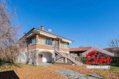 Foto Villa in vendita a Oleggio