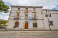 Foto Villa in vendita a Ortona - 8 locali 280mq