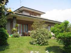 Foto Villa in vendita a Osio Sotto - 5 locali 281mq