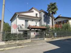 Foto Villa in vendita a Osio Sotto