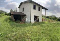 Foto Villa in vendita a Ottiglio - 6 locali 185mq