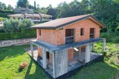 Foto Villa in vendita a Padenghe Sul Garda - 5 locali 421mq
