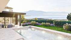 Foto Villa in vendita a Padenghe Sul Garda - 6 locali 480mq