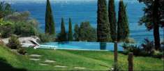 Foto Villa in vendita a Padenghe Sul Garda - 8 locali 400mq