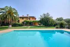 Foto Villa in vendita a Padenghe Sul Garda