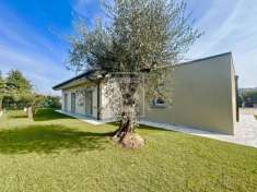 Foto Villa in vendita a Padenghe Sul Garda