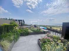 Foto Villa in vendita a Padenghe Sul Garda