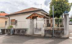 Foto Villa in vendita a Paderno Dugnano