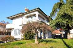 Foto Villa in vendita a Parabiago - 5 locali 227mq