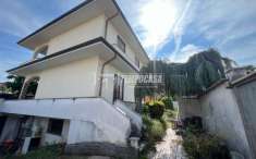 Foto Villa in vendita a Parabiago