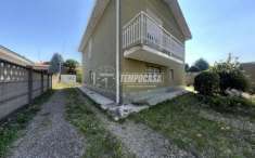 Foto Villa in vendita a Parabiago
