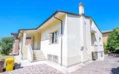 Foto Villa in vendita a Parma