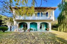 Foto Villa in vendita a Passignano Sul Trasimeno