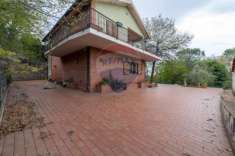 Foto Villa in vendita a Pedara - 6 locali 200mq