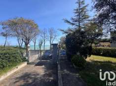 Foto Villa in vendita a Pesaro