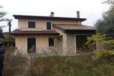 Foto Villa in Vendita a Pescantina Pescantina