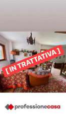 Foto Villa in vendita a Pescasseroli - 1 locale 160mq