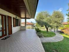 Foto Villa in vendita a Peschiera Del Garda