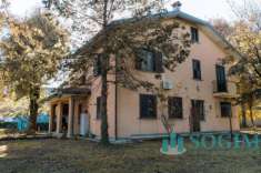 Foto Villa in vendita a Pessano Con Bornago - 6 locali 375mq