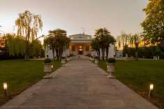 Foto Villa in vendita a Piacenza - 5 locali 326mq