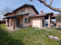 Foto Villa in vendita a Piacenza - 6 locali 255mq
