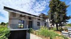 Foto Villa in vendita a Piacenza