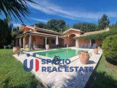 Foto Villa in vendita a Pianella