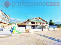 Foto Villa in vendita a Piedimonte San Germano - 4 locali 185mq