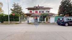 Foto Villa in vendita a Pioltello - 4 locali 210mq