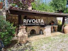 Foto Villa in vendita a Poggio Nativo - 8 locali 840mq