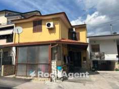 Foto Villa in vendita a Poggiomarino - 3 locali 164mq