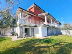 Foto Villa in vendita a Pomezia