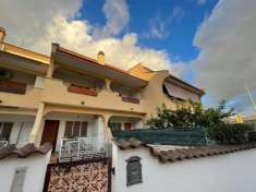 Foto Villa in vendita a Pomezia