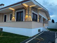 Foto Villa in vendita a Pomezia