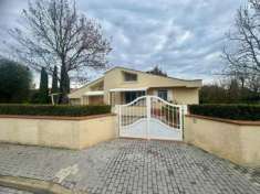 Foto Villa in vendita a Pontedera 230 mq  Rif: 1384097