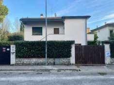 Foto Villa in vendita a Pontedera 238 mq  Rif: 1359254