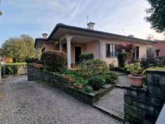 Foto Villa in vendita a Pontevico - 3 locali 304mq