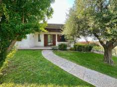Foto Villa in vendita a Ponti Sul Mincio