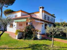 Foto Villa in vendita a Porto Recanati - 5 locali 192mq