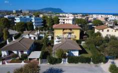 Foto Villa in vendita a Porto Recanati